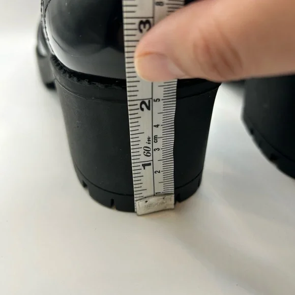 Urban Outfitters Black Patent Leather Wingtip Chunky Heel Mary Janes | Size 10 - Picture 12 of 12